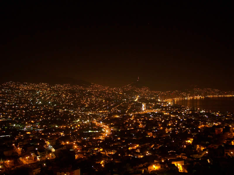 Acapulco de Noche